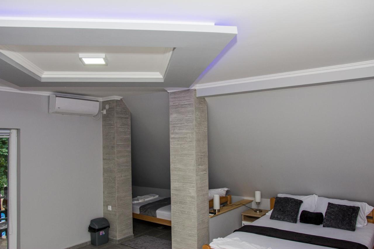 Feher Akac Guest House Palić エクステリア 写真