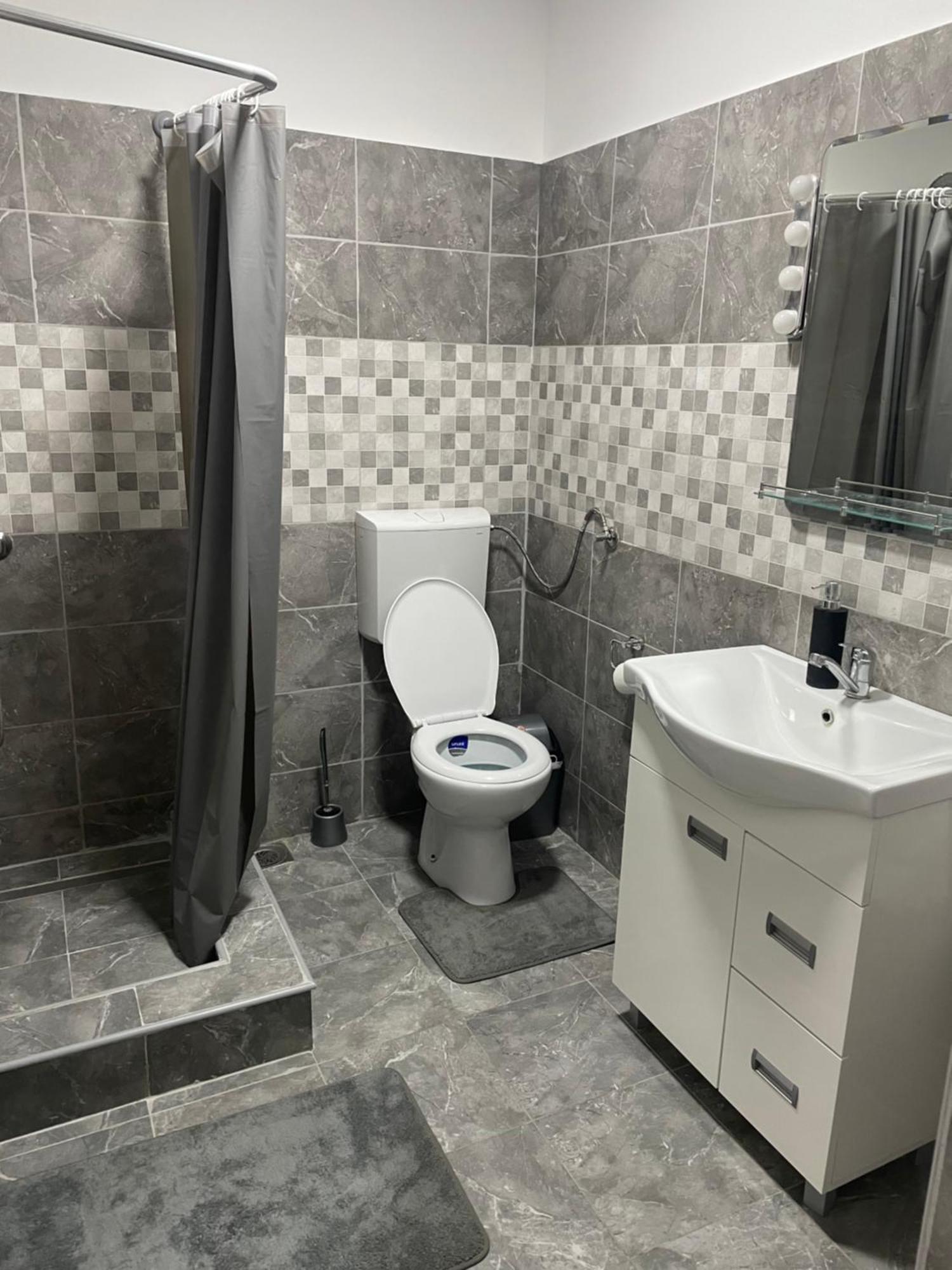 Feher Akac Guest House Palić エクステリア 写真